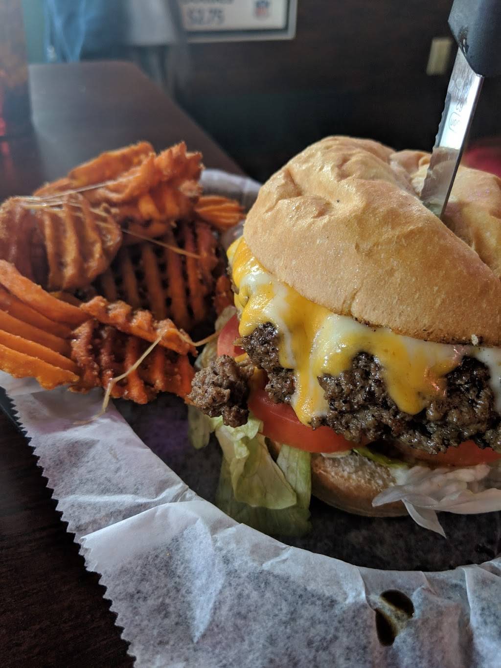 Lawrenceburger | restaurant | 334 Front St, Lawrenceburg, IN 47025, USA | 8125392874 OR +1 812-539-2874