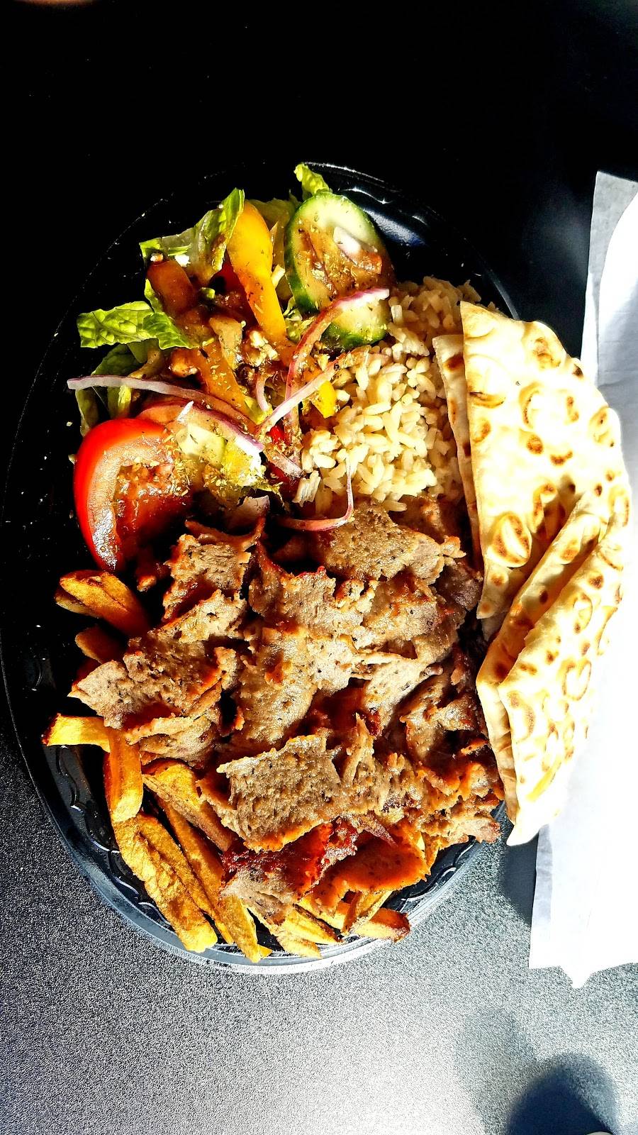 Gyradiko | restaurant | 142 S Western Ave, Carpentersville, IL 60110, USA | 2246999398 OR +1 224-699-9398