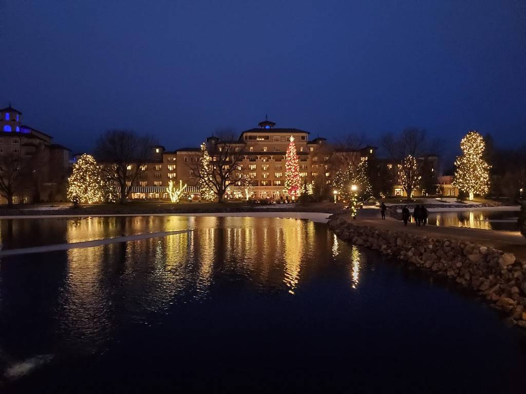 The Broadmoor | restaurant | 1 Lake Ave, Colorado Springs, CO 80906, USA | 8007555011 OR +1 800-755-5011