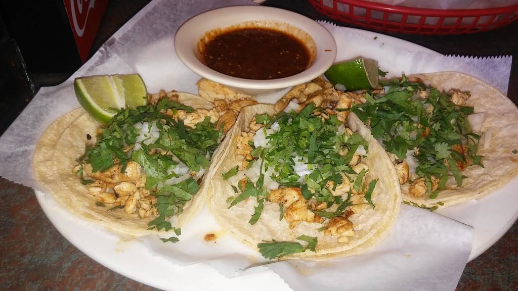 Cancun Lagoon | restaurant | 382 Sumner Hall Dr, Gallatin, TN 37066, USA | 6154618755 OR +1 615-461-8755