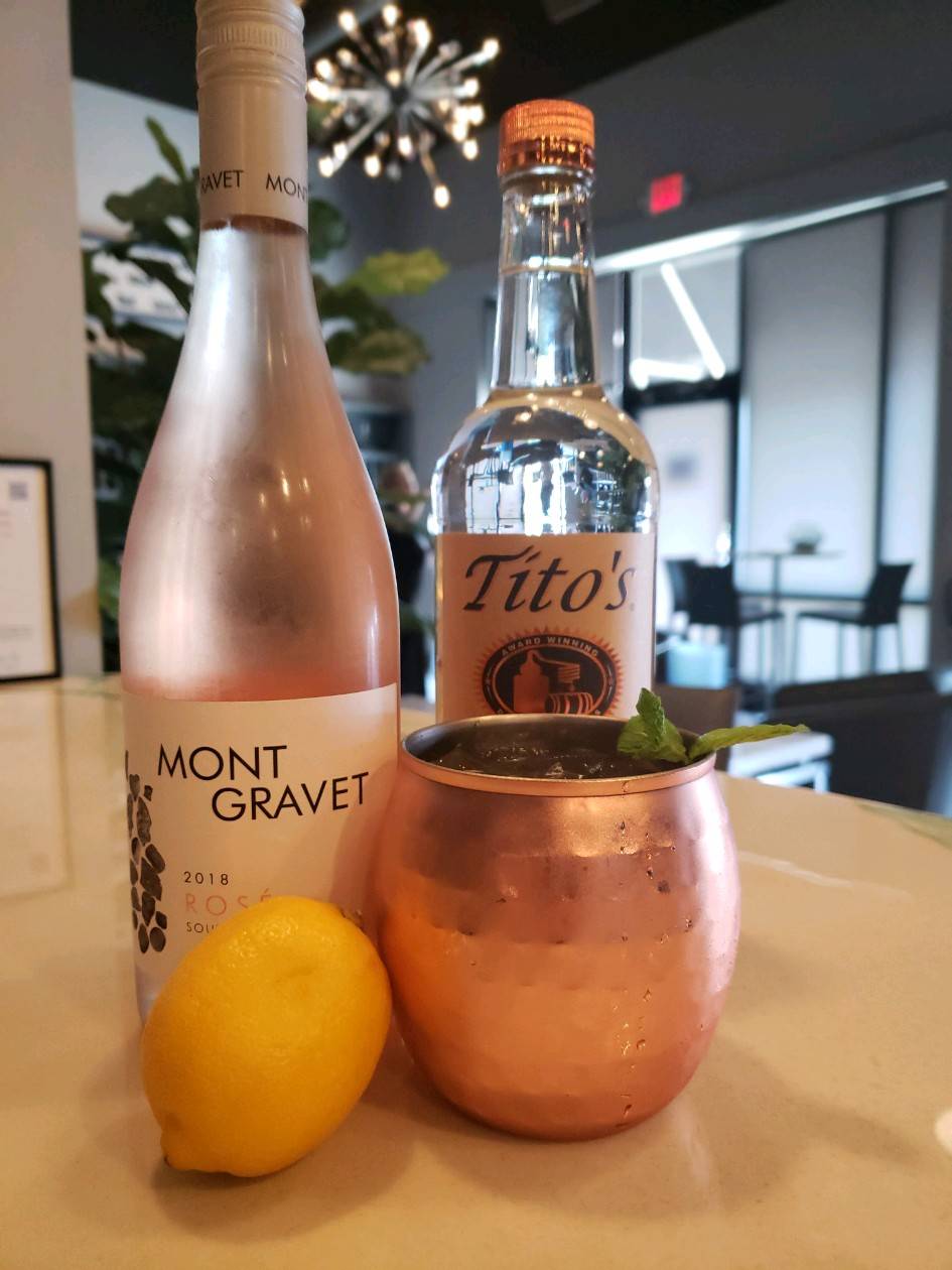 Rounds Golf & Lounge | restaurant | 6801 Parker Farm Dr, Wilmington, NC 28403, USA | 9108393006 OR +1 910-839-3006