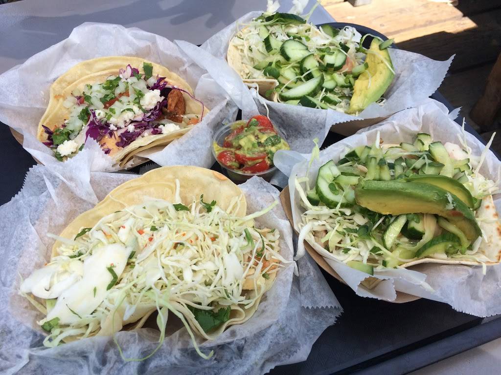 Beach House Tacos | restaurant | Ventura, CA 93001, USA | 8056483177 OR +1 805-648-3177