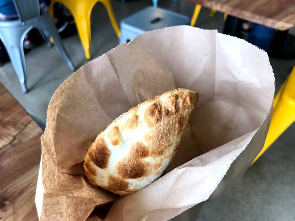 CHALOS | restaurant | 2240 Taraval St, San Francisco, CA 94116, USA | 4155627752 OR +1 415-562-7752