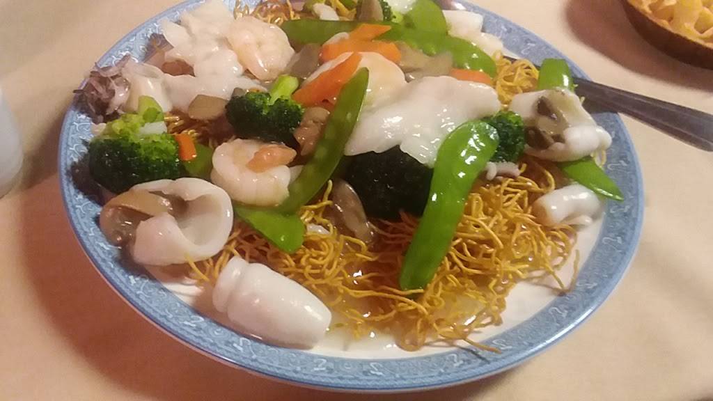 Chinese Bistro | restaurant | 28490 CA-74, Romoland, CA 92585, USA | 9519283837 OR +1 951-928-3837