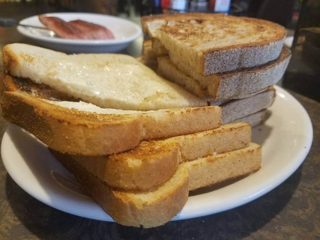 Sandys Cozy Corner | restaurant | 414 NJ-70, Lakehurst, NJ 08733, USA | 7326577088 OR +1 732-657-7088