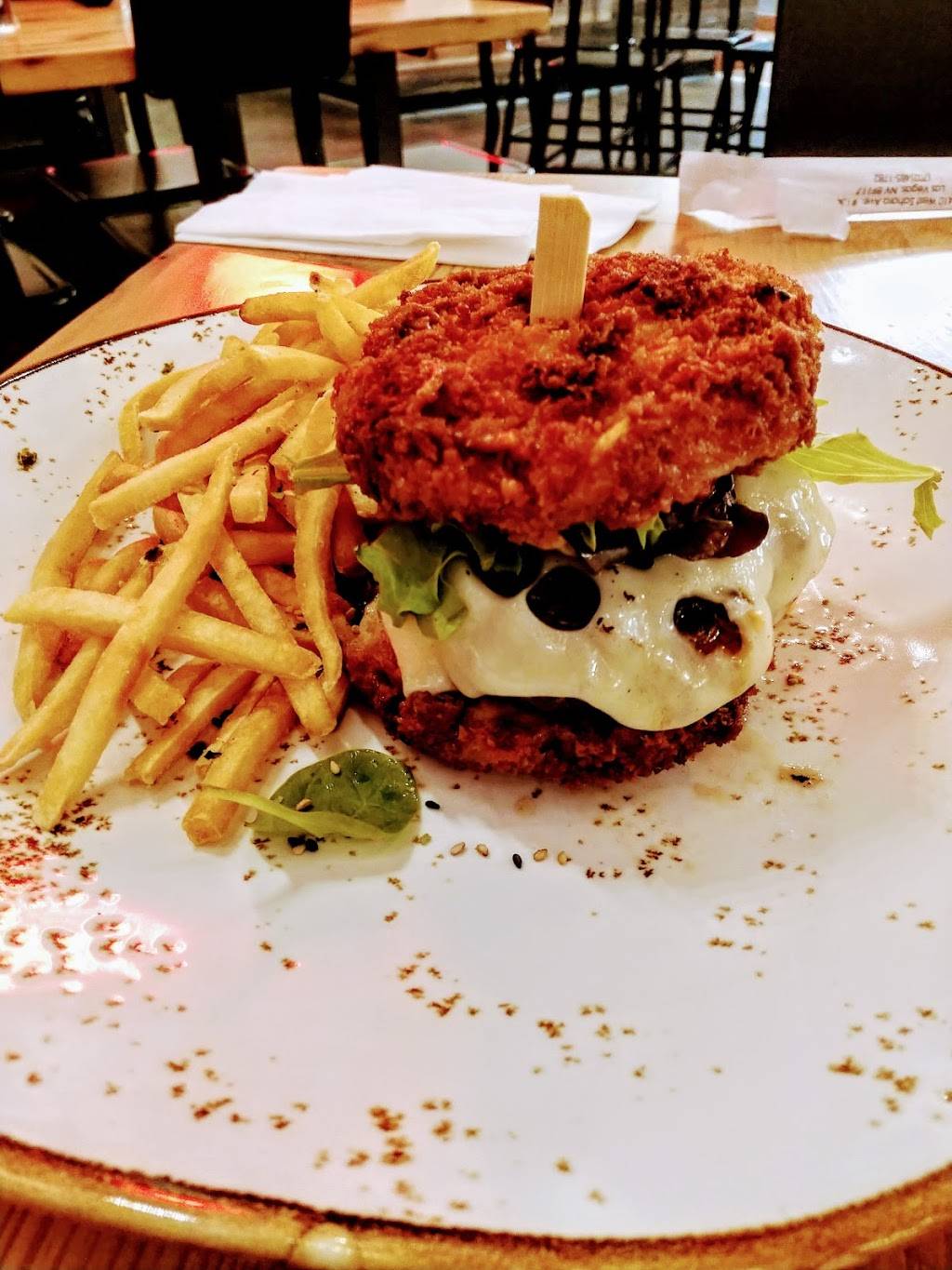 Tomo Noodles & Dumplings | restaurant | 9410 W Sahara Ave #130, Las Vegas, NV 89117, USA | 7024851782 OR +1 702-485-1782