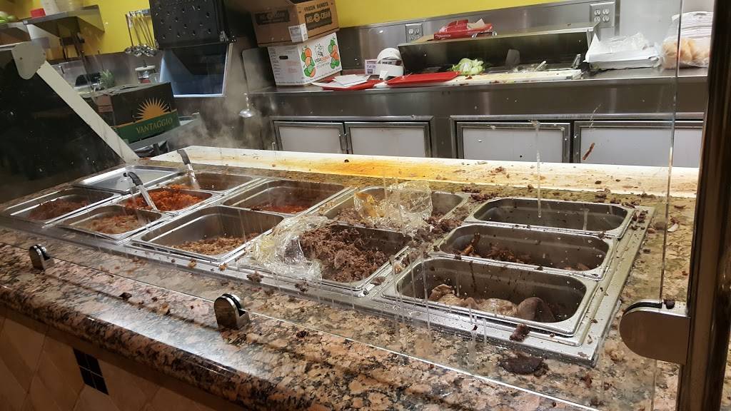 Taqueria 2 Potrillos | restaurant | 515 E 6th St, Corona, CA 92879, USA | 9515474430 OR +1 951-547-4430