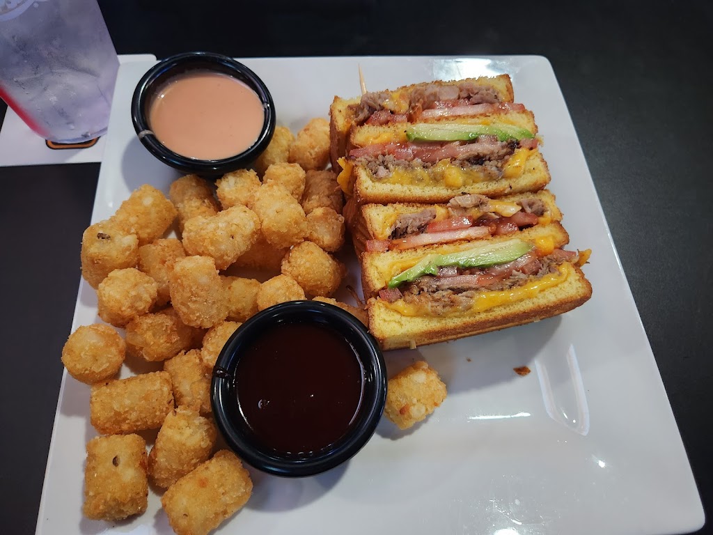 Pint House Burgers & Brews | restaurant | 9214 E Mission Ave, Spokane Valley, WA 99206, USA | 5092423650 OR +1 509-242-3650