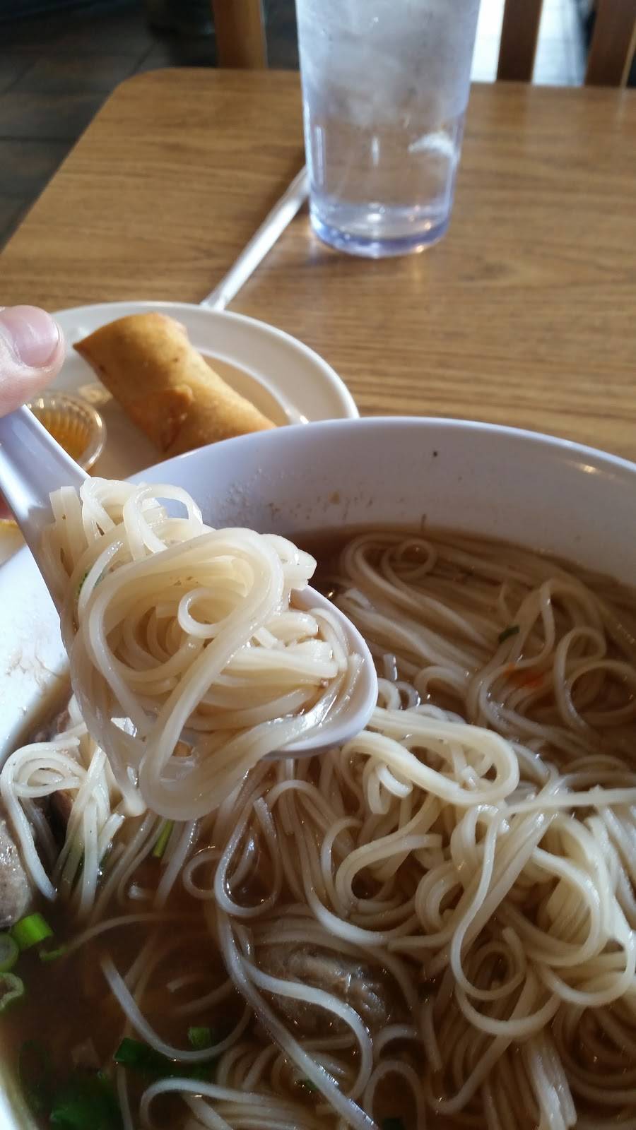 Pho PQ | restaurant | 10706 Bridgeport Way SW, Lakewood, WA 98499, USA | 2535840229 OR +1 253-584-0229