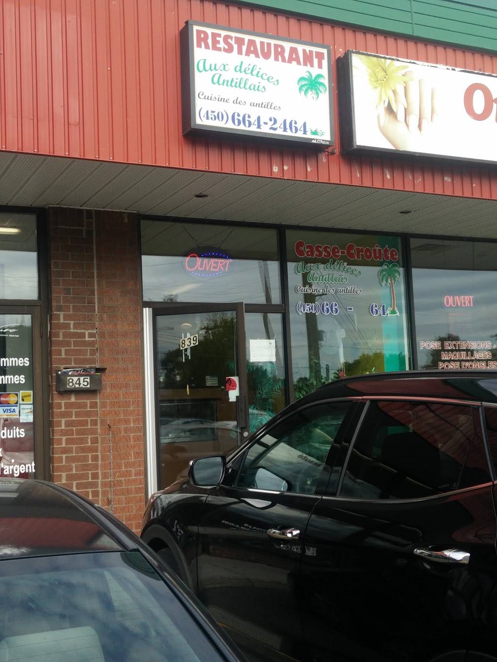 Delices Antillais | restaurant | 839 Boulevard Vanier, Laval, QC H7C 2R3, Canada | 4506642464 OR +1 450-664-2464