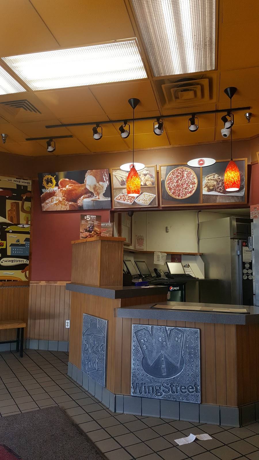 Pizza Hut | restaurant | 6601 W Indian School Rd, Phoenix, AZ 85033, USA | 6238487000 OR +1 623-848-7000