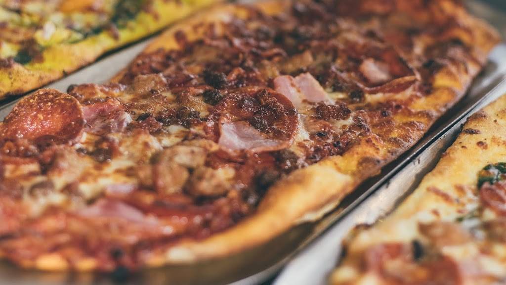 Slim & Husky’s - The Rollout (Take Out Only) | meal takeaway | 1006 Buchanan St, Nashville, TN 37208, USA | 6157502817 OR +1 615-750-2817