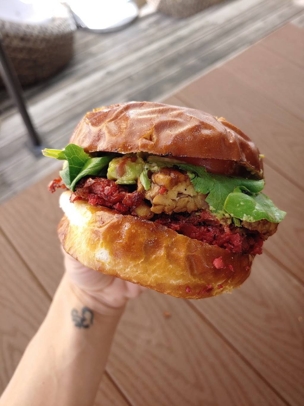 Tank Burger Bar | restaurant | 2895 McFarlane Rd, Coconut Grove, FL 33133, USA | 3055703609 OR +1 305-570-3609