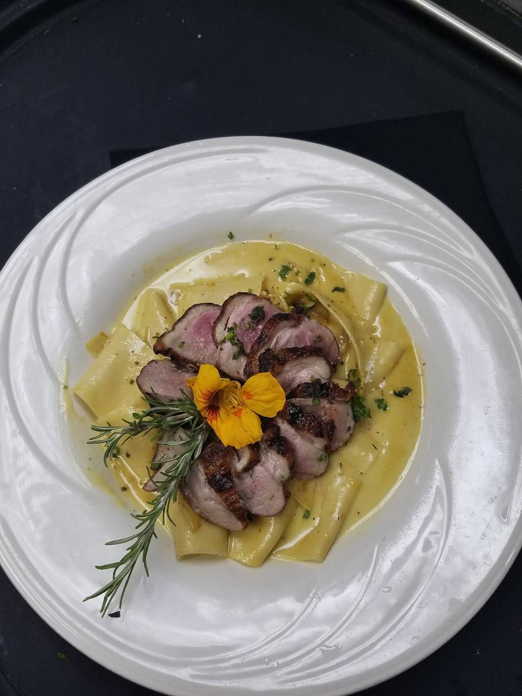 Frank Papas Ristorante | restaurant | 2241 S Brentwood Blvd, St. Louis, MO 63144, USA | 3149613344 OR +1 314-961-3344