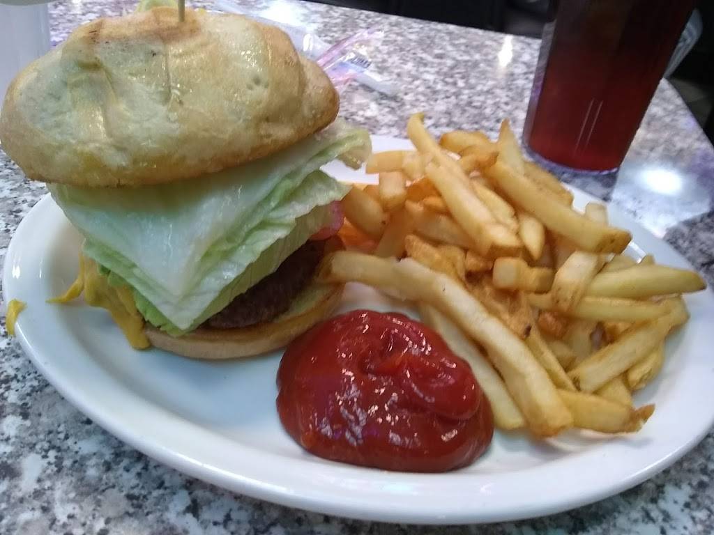 Mels The Original | restaurant | 1592-1598 Gateway Blvd, Fairfield, CA 94533, USA | 7074254452 OR +1 707-425-4452