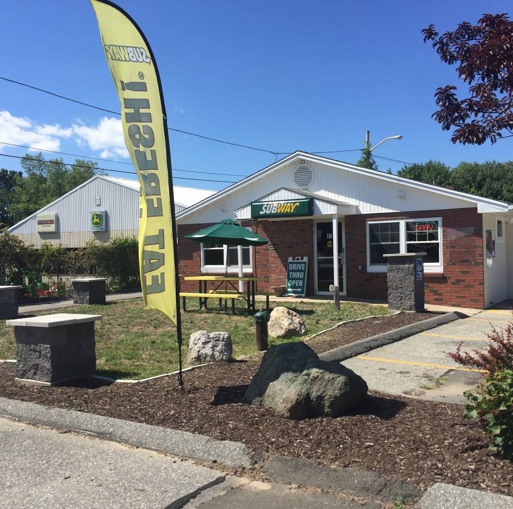 Subway | restaurant | 47 W State St, Granby, MA 01033, USA | 4132550077 OR +1 413-255-0077