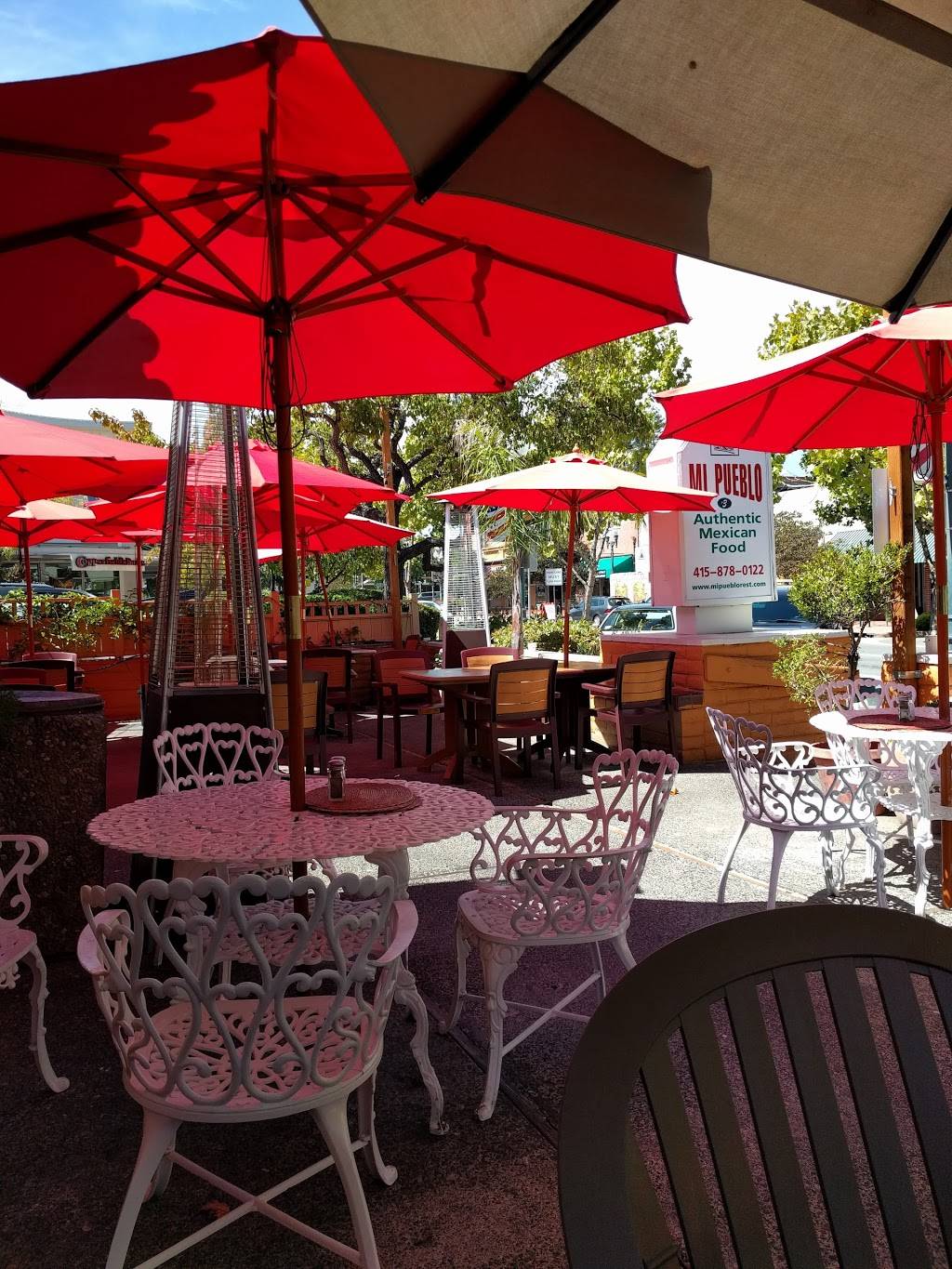 Mi Pueblo Taqueria | restaurant | 905 Grant Ave, Novato, CA 94945, USA | 4158780122 OR +1 415-878-0122