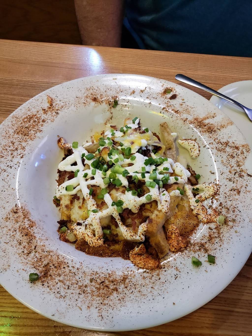 Johnny’s Tavern | restaurant | 1175 South, MO-7, Blue Springs, MO 64014, USA | 8162241055 OR +1 816-224-1055