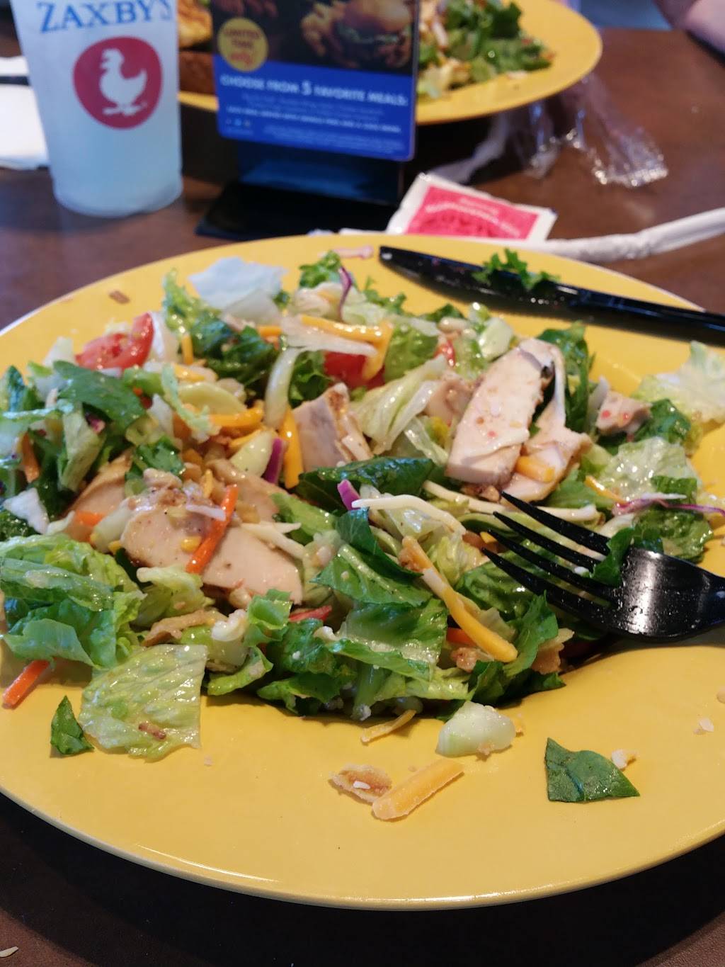 Zaxbys Chicken Fingers & Buffalo Wings | restaurant | 19590 Cochran Blvd, Port Charlotte, FL 33948, USA | 9414567519 OR +1 941-456-7519