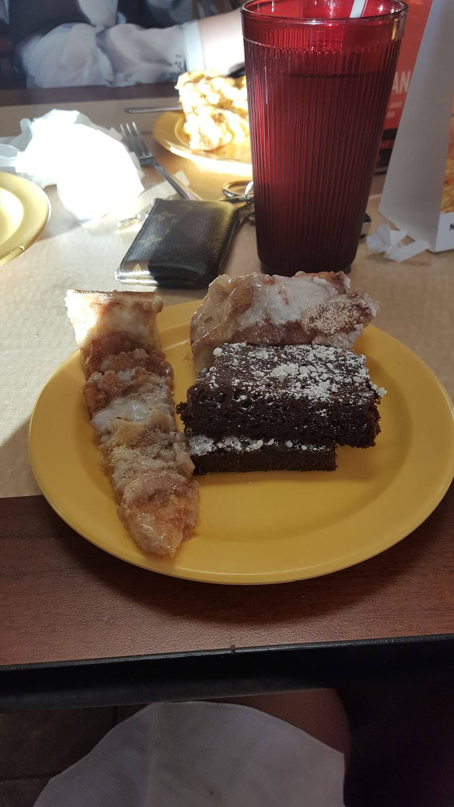 Cicis Pizza | restaurant | 2405 Covered Bridge Dr, Lancaster, PA 17602, USA | 7179457695 OR +1 717-945-7695