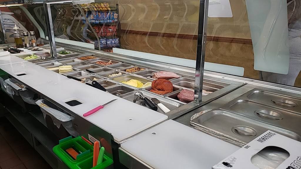 Subway | meal takeaway | 7169 W Broward Blvd Suite 207, Plantation, FL 33317, USA | 9547979395 OR +1 954-797-9395