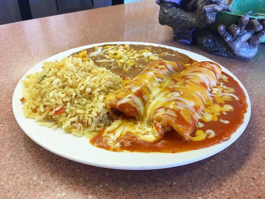 Ticos Tacos | restaurant | 901 S Main St, Salinas, CA 93901, USA | 8317588064 OR +1 831-758-8064