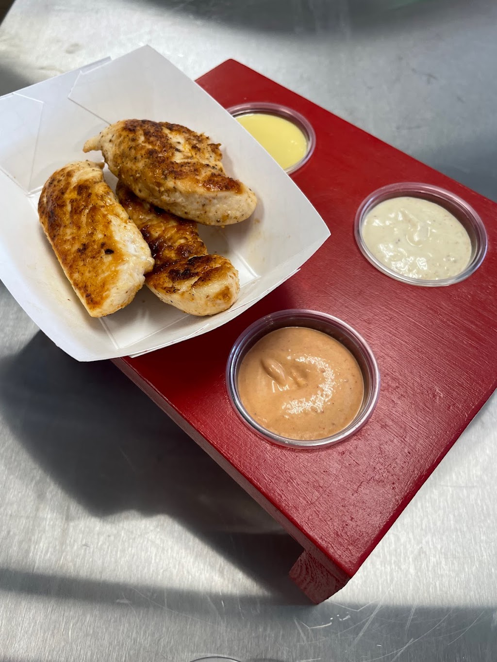 Golden Chips | restaurant | 1800 Hendersonville Rd Ste 11, Asheville, NC 28803, USA | 8285054942 OR +1 828-505-4942