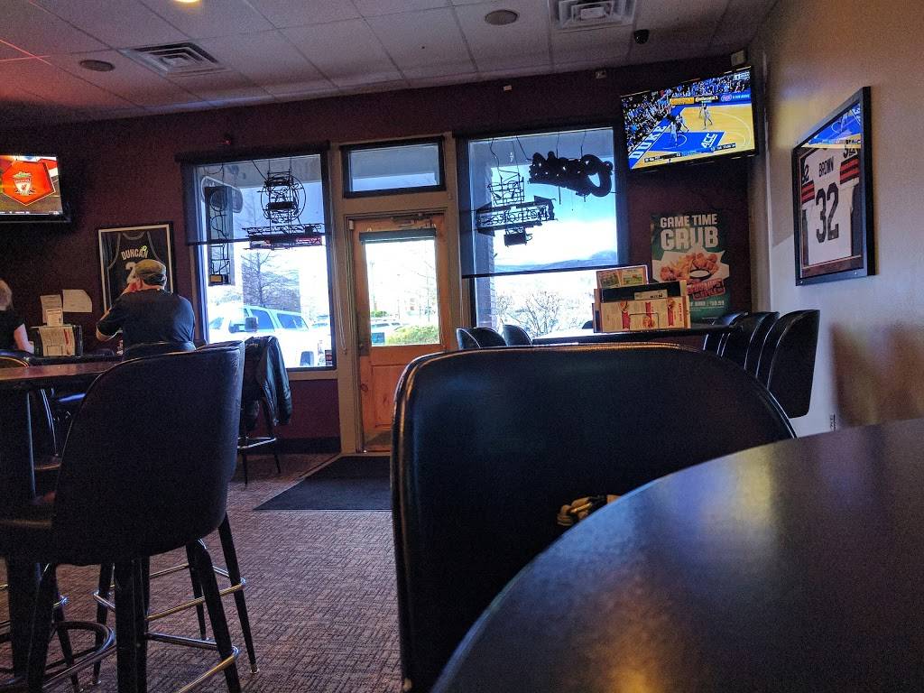 Bullys Sports Bar & Grill | restaurant | 18156 Wedge Pkwy, Reno, NV 89511, USA | 7758517400 OR +1 775-851-7400