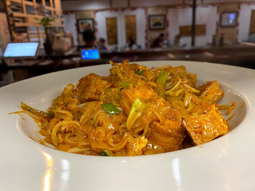 Royal Thai and Sushi | restaurant | 2020 W Pensacola St Space 150, Tallahassee, FL 32304, USA | 8505366483 OR +1 850-536-6483