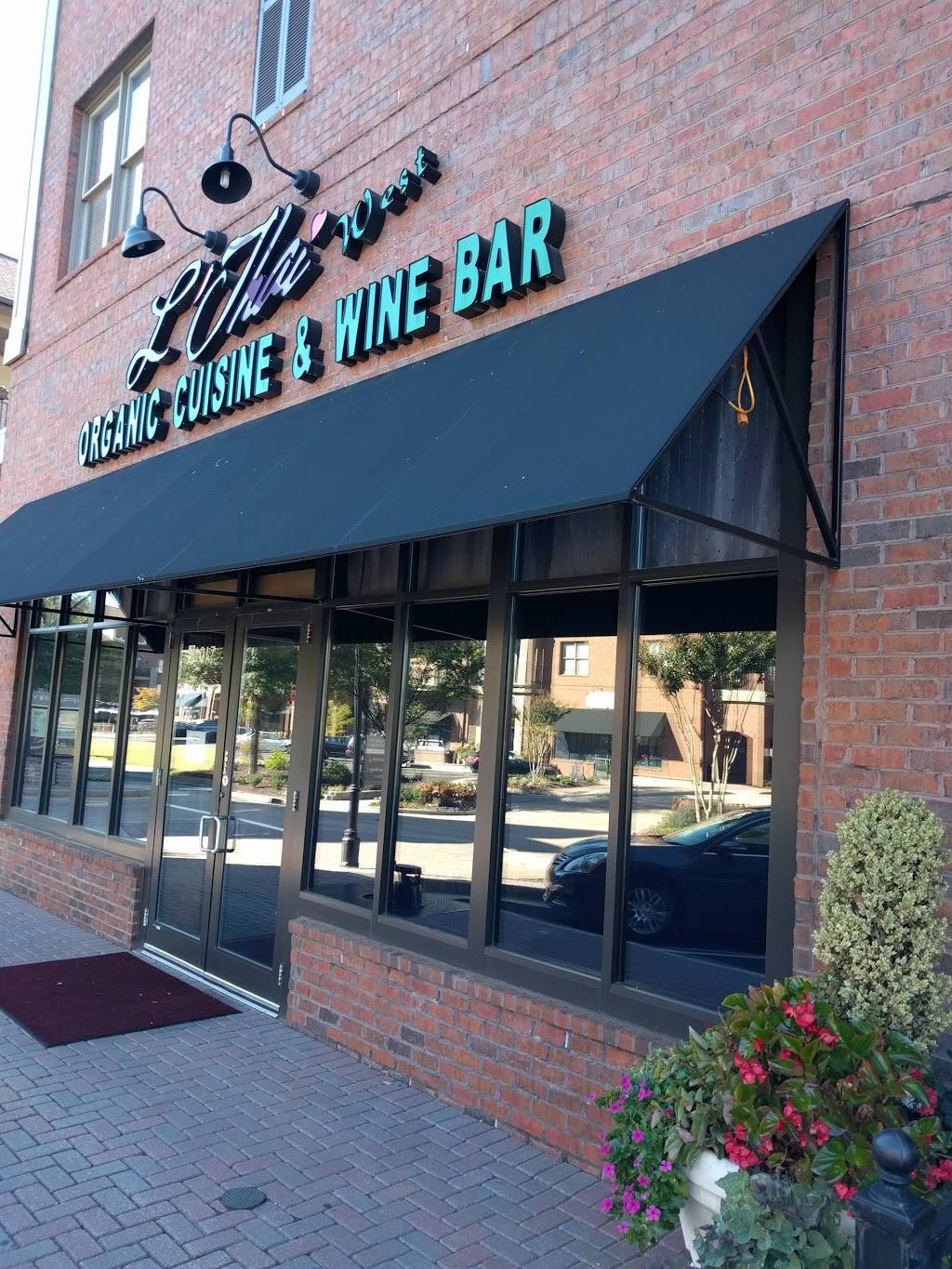 LThai Organic Cuisine & Wine Bar | restaurant | 4500 W Village Pl #1017, Smyrna, GA 30080, USA | 7704344344 OR +1 770-434-4344