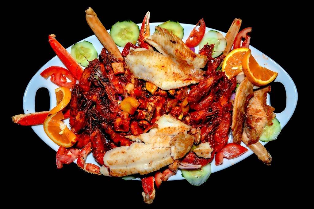 Marisquería el marlin | restaurant | 9700 Bluegrass Pkwy, Louisville, KY 40299, USA | 5026906970 OR +1 502-690-6970