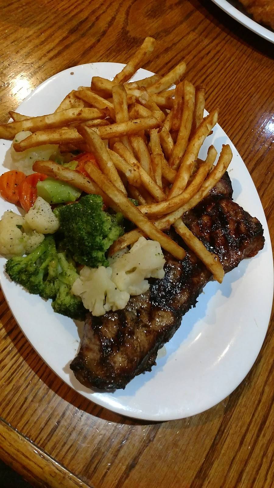 Village Tavern & Grill | restaurant | 901 W Wise Rd, Schaumburg, IL 60193, USA | 8478918866 OR +1 847-891-8866