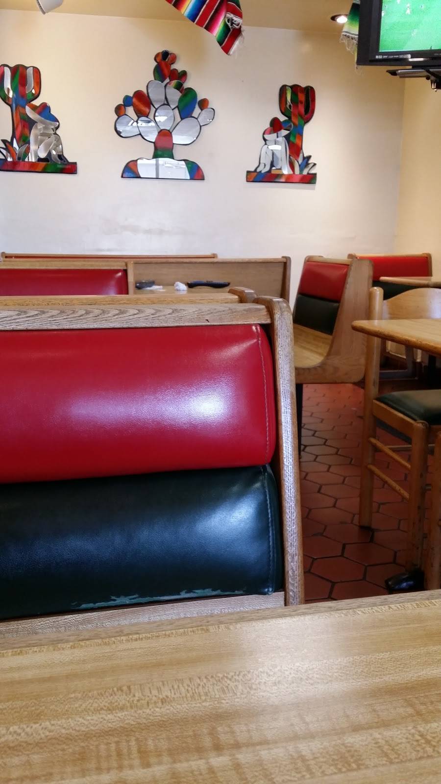 La Cocina | restaurant | 6504 E Spring St, Long Beach, CA 90815, USA | 5624960569 OR +1 562-496-0569