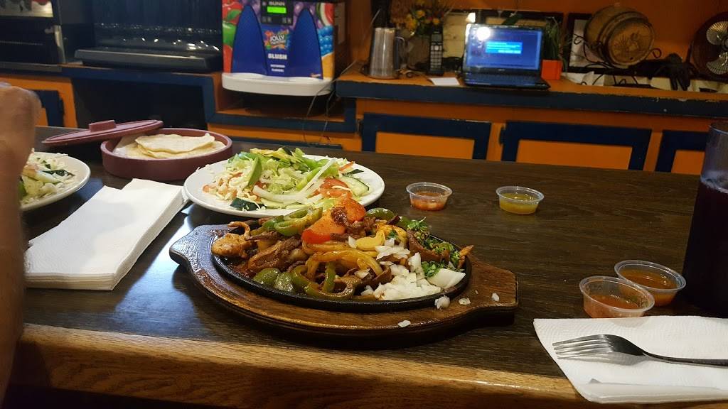 Taco Jalisco | restaurant | 43501 Monroe St, Indio, CA 92201, USA | 7603471262 OR +1 760-347-1262