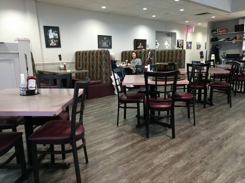 Blue Star Restaurant | restaurant | 676 King St, Welland, ON L3B 3L1, Canada | 9057322459 OR +1 905-732-2459