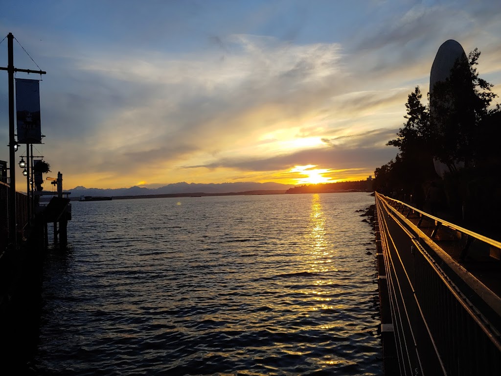 Pub 70 | restaurant | 2801 Alaskan Way, Seattle, WA 98121, USA | 2067378891 OR +1 206-737-8891