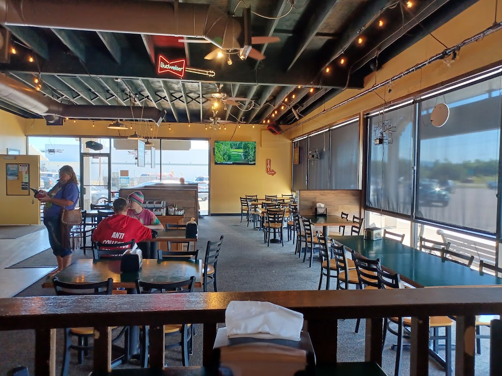 Main Street Pizza Co | restaurant | 2205 N Hwy 101, Tillamook, OR 97141, USA | 5038427277 OR +1 503-842-7277