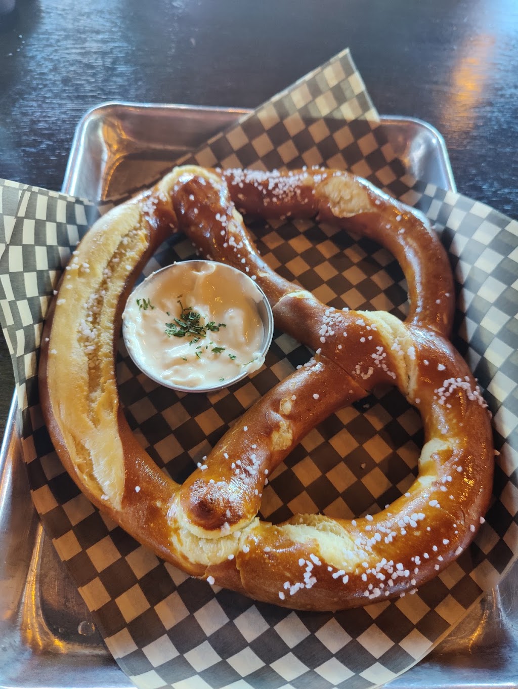 Peninsula BevCo | restaurant | 110 Harrison Ave, Port Orchard, WA 98366, USA | 3604432975 OR +1 360-443-2975