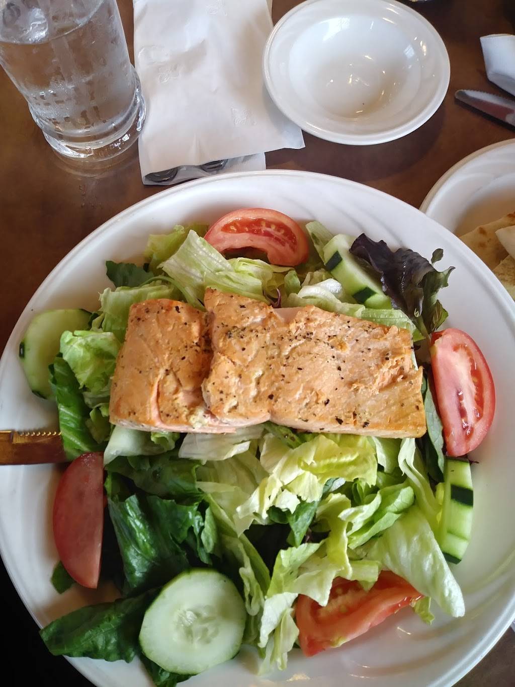 Alexs of Clinton Township | restaurant | 36566 S Gratiot Ave, Clinton Twp, MI 48035, USA | 5864771160 OR +1 586-477-1160