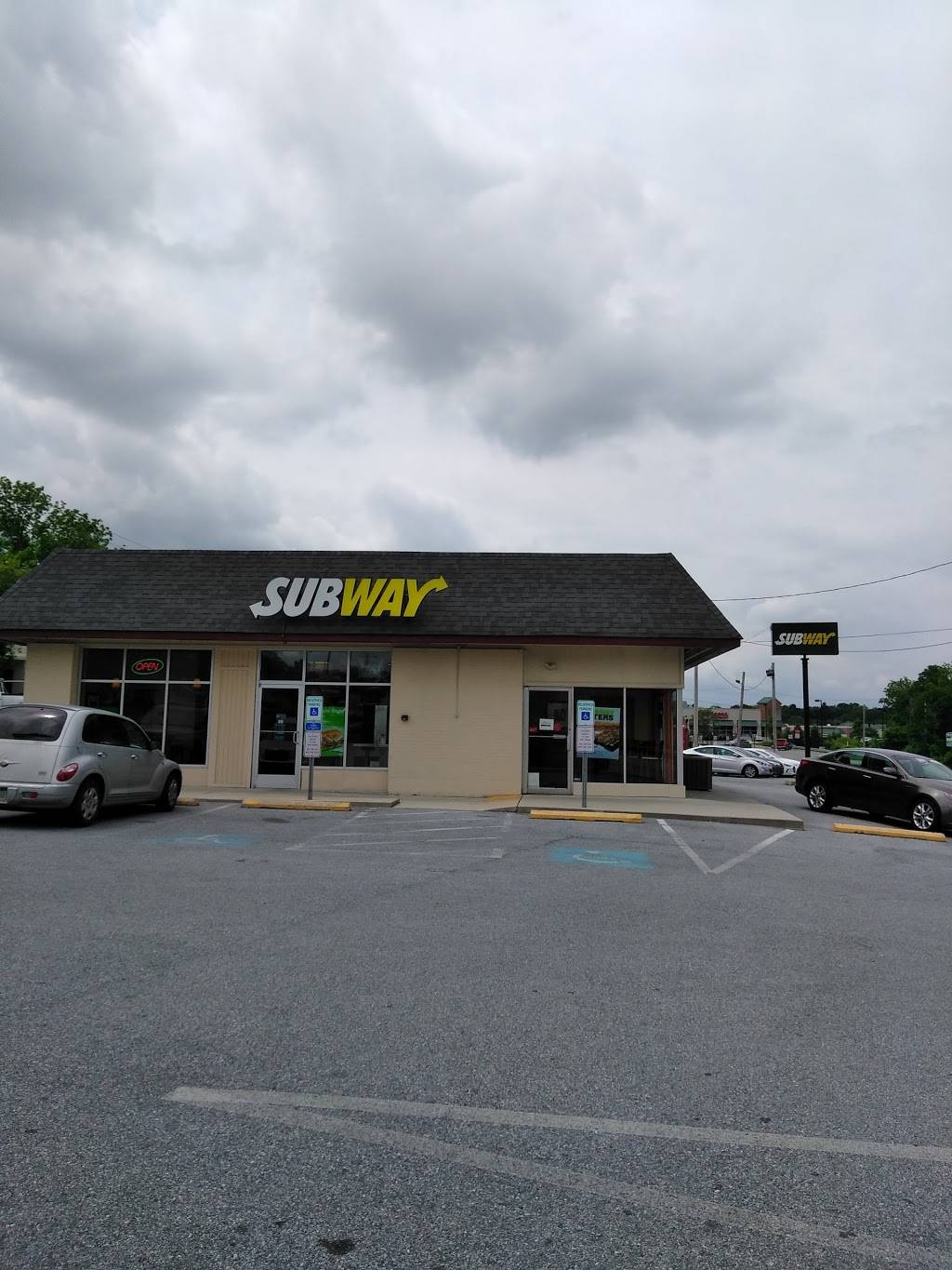 Subway Restaurants | restaurant | 601 W Strasburg Rd, West Chester, PA 19382, USA | 4848878673 OR +1 484-887-8673