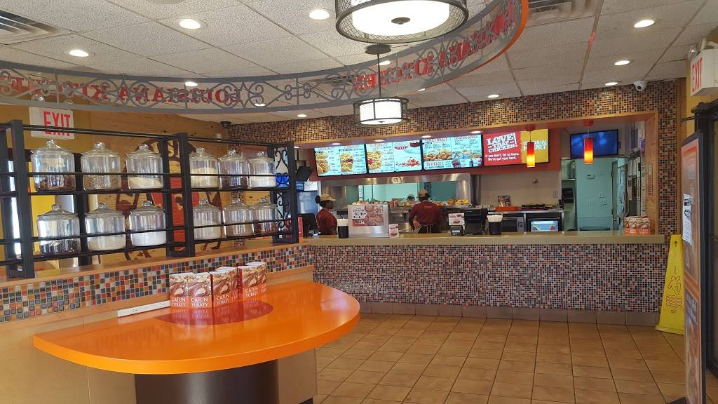 Popeyes Louisiana Kitchen | restaurant | 867 Frelinghuysen Ave, Newark, NJ 07114, USA | 9732300817 OR +1 973-230-0817