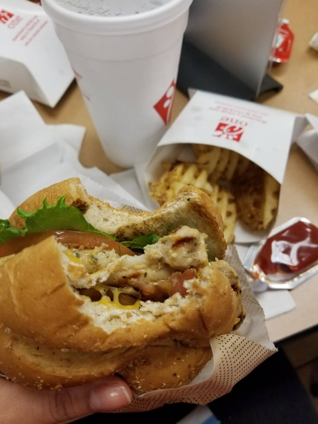 Chick-fil-A | restaurant | 1913 5th Ave N, Birmingham, AL 35203, USA | 2053246161 OR +1 205-324-6161