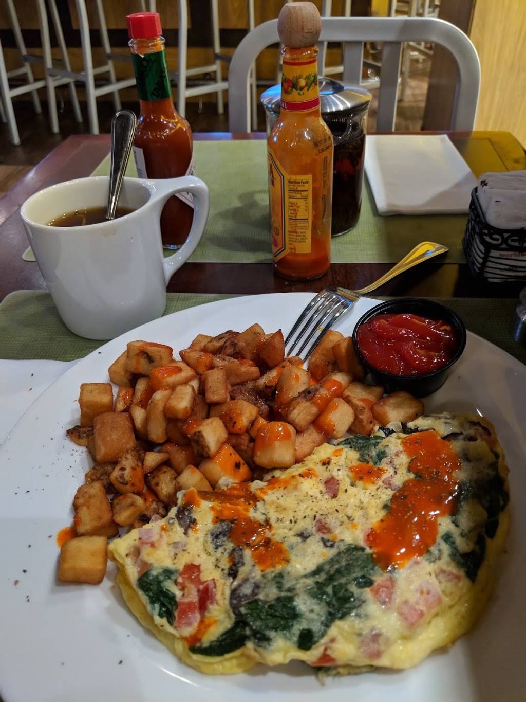 Revolucion | restaurant | JFK Access Rd, Jamaica, NY 11430, USA | 7186566210 OR +1 718-656-6210