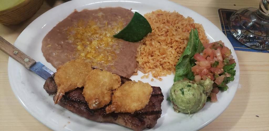 Iguanas Grill and Cantina | restaurant | 6401 White Ln, Bakersfield, CA 93309, USA | 6613817576 OR +1 661-381-7576