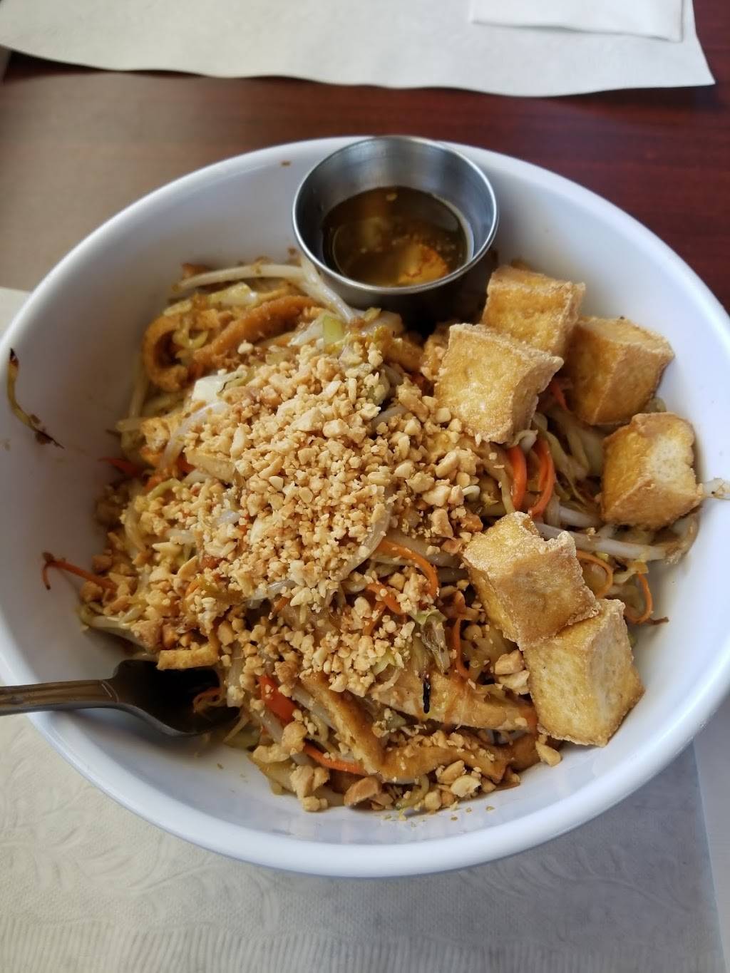 Pho Hut | restaurant | 5404 California Ave, Bakersfield, CA 93309, USA | 6616319928 OR +1 661-631-9928