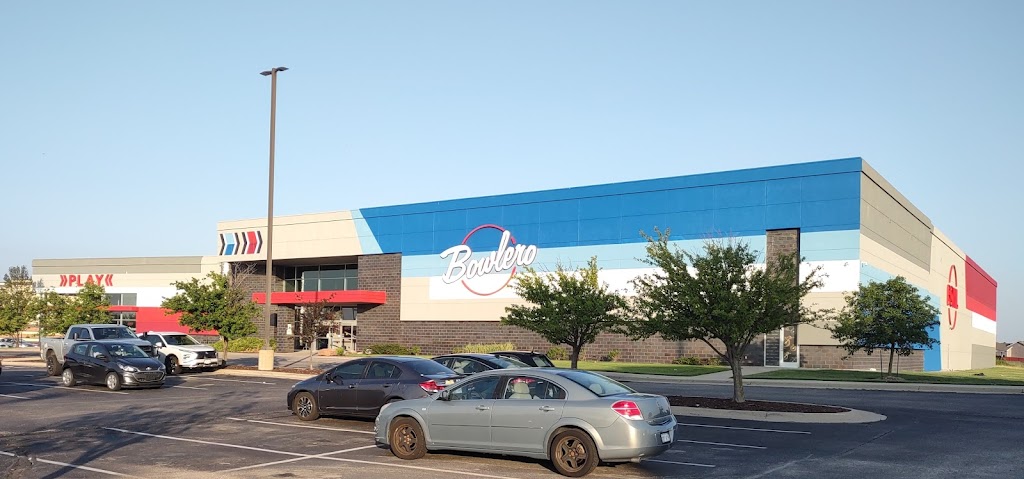 Bowlero Wichita | restaurant | 11413 E 13th St N, Wichita, KS 67206, USA | 3166181000 OR +1 316-618-1000