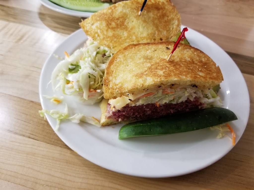 Steves Deli | restaurant | 6646 Telegraph Rd, Bloomfield Hills, MI 48301, USA | 2489320800 OR +1 248-932-0800