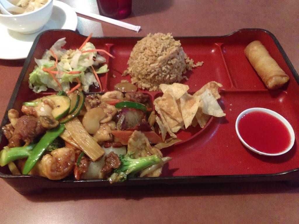 Great Wall Chinese Restaurant | restaurant | 2473 S Higley Rd #106, Gilbert, AZ 85295, USA | 4809887198 OR +1 480-988-7198