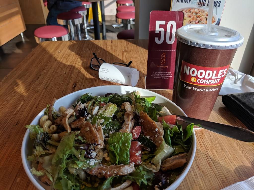 Noodles and Company | restaurant | 5069 N Hamilton Rd, Columbus, OH 43230, USA | 6143371228 OR +1 614-337-1228