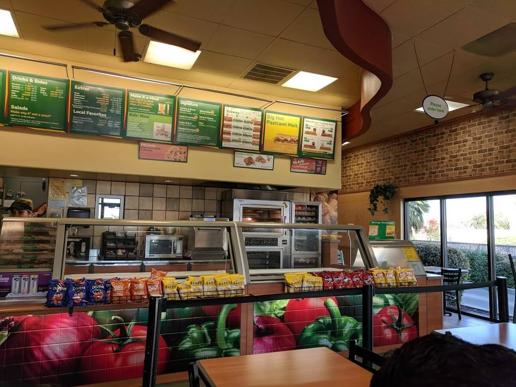 Subway Restaurants | restaurant | 720 Carol Ave, Merced, CA 95341, USA | 2093840880 OR +1 209-384-0880